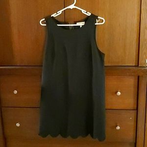 Simple Black Dress w/ scallop trim - Size L